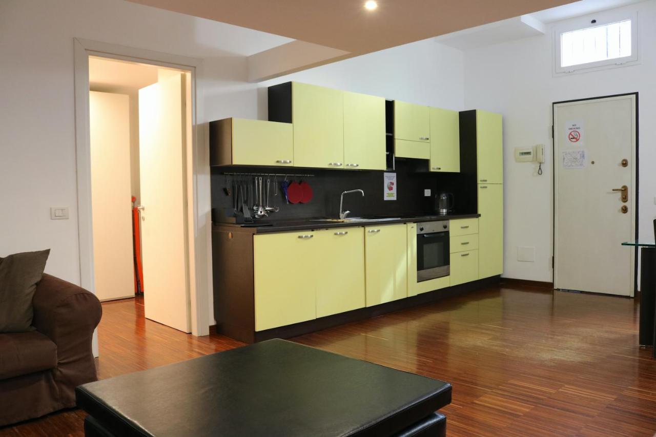 Cozy&large Loft FAMAGOSTA Lejlighed Milano Eksteriør billede